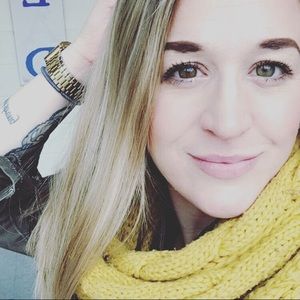 Meet your Posher, Jaclyn